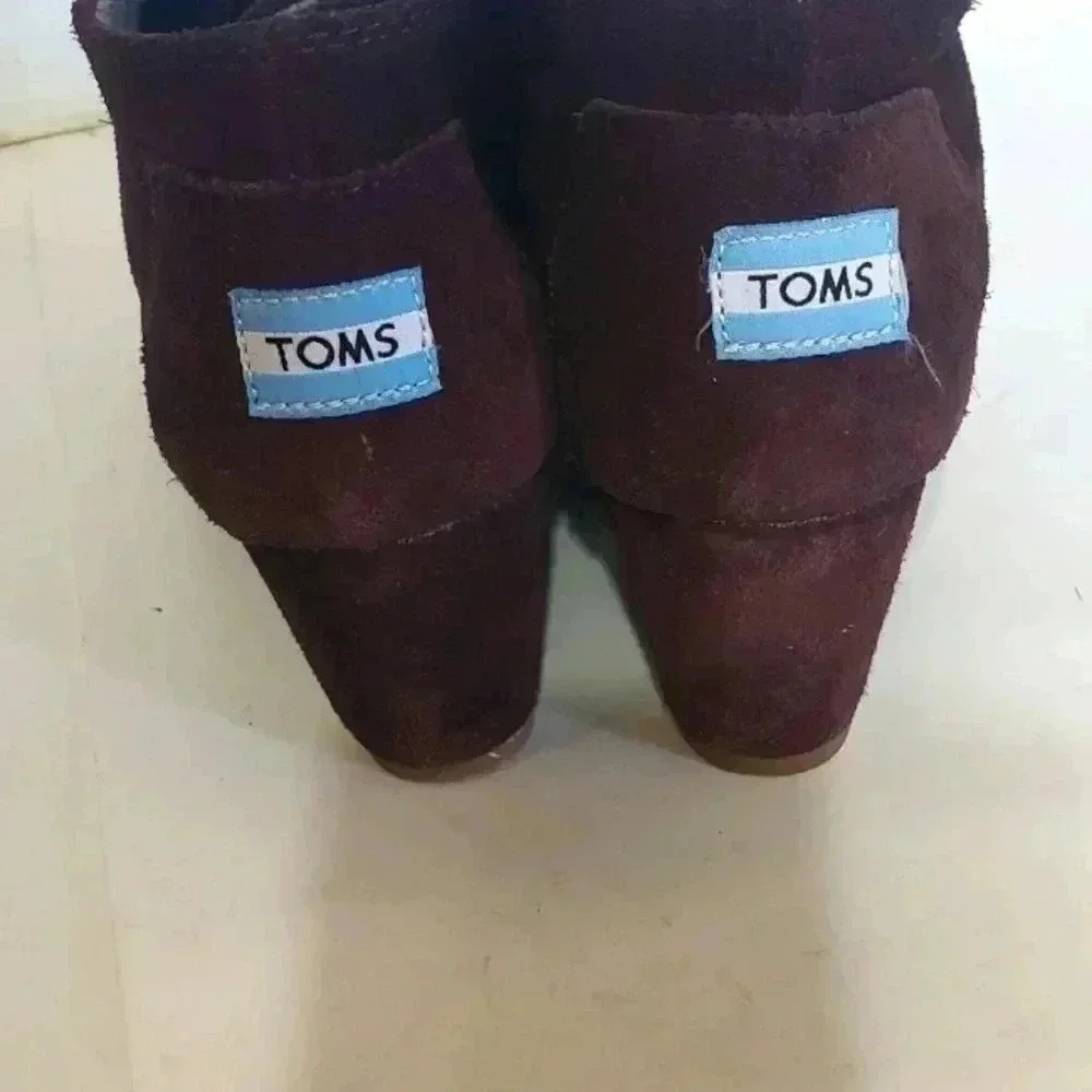 Tom's‎ wedge lace up bootie womens size 6 wide brown suede